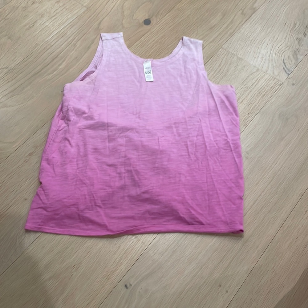 athleta girl ombré tank top with cute knot in the back